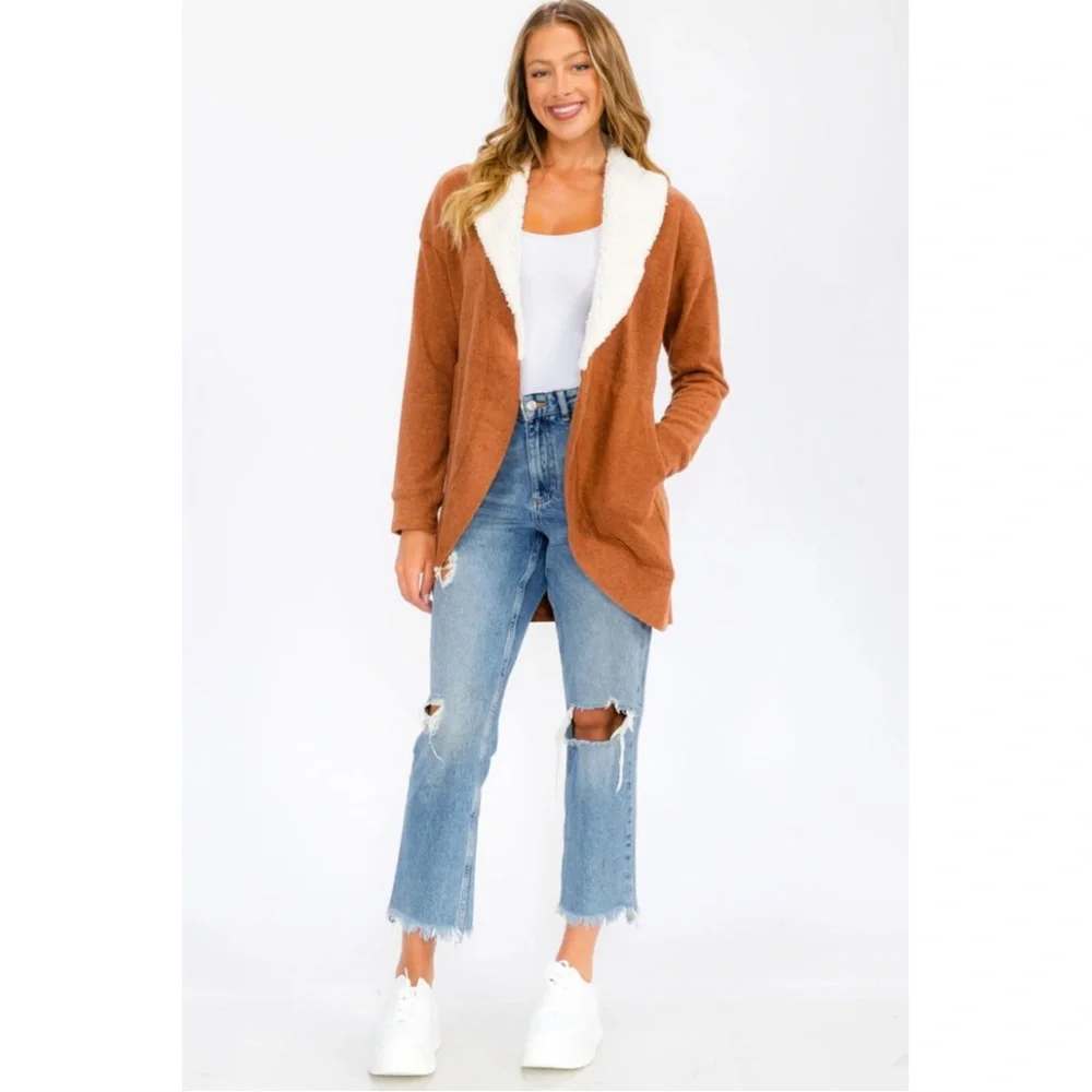 Sherpa collar pockets cardigan - Picture 2 of 4